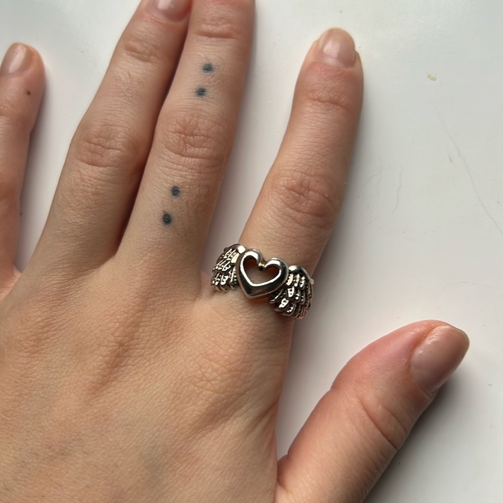 Angel heart ring